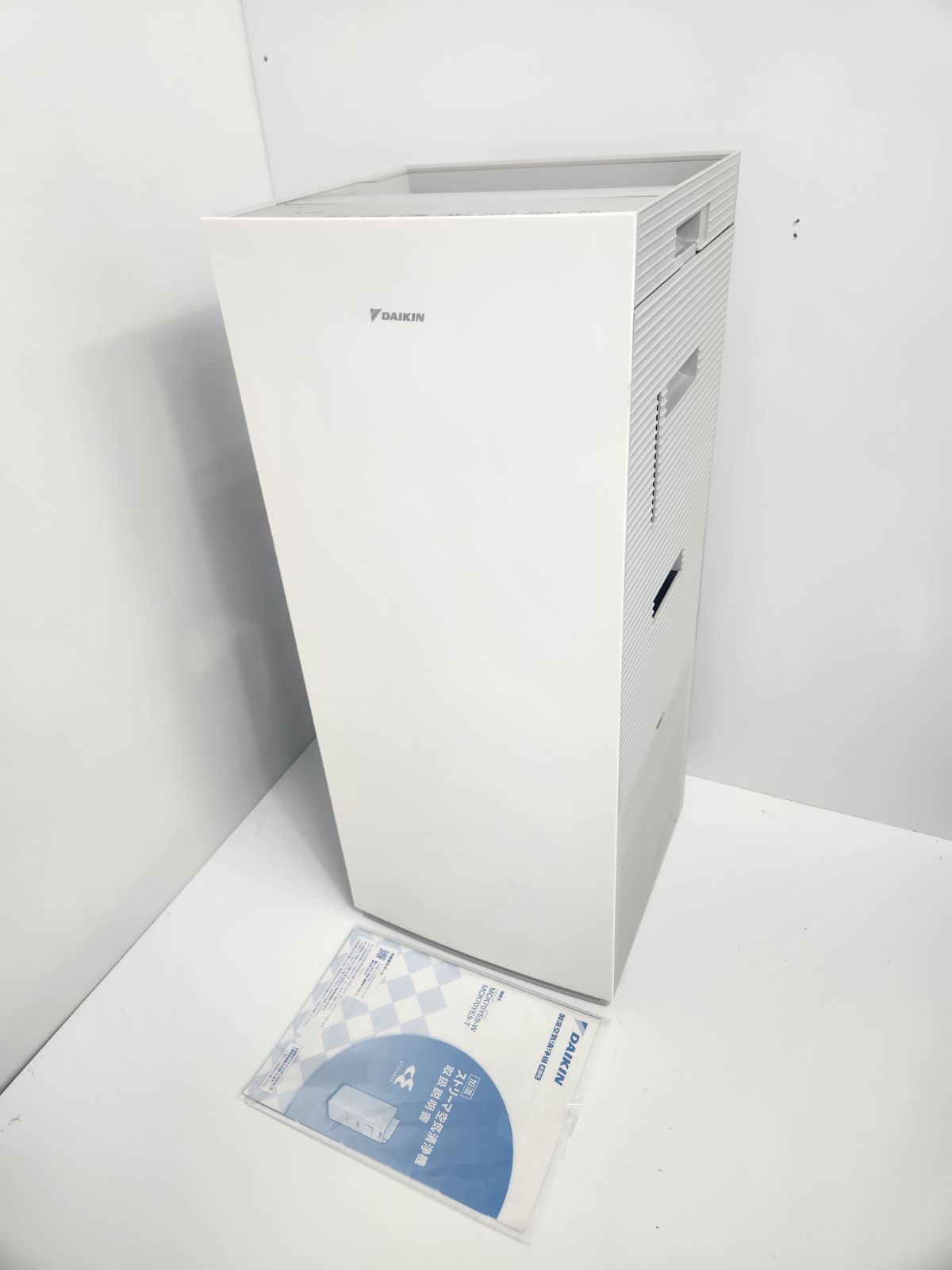 DAIKIN 】 ダイキン 加湿ストリーマ空気清浄機 MCK70YE9-W - メルカリ
