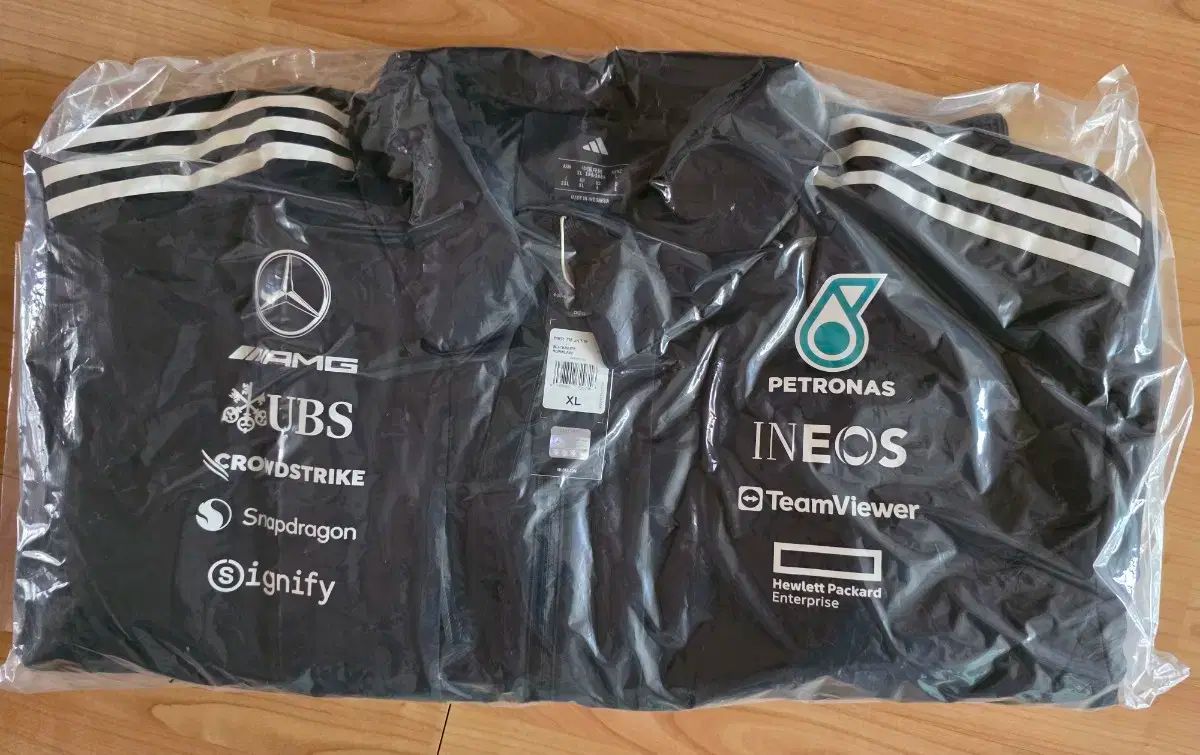 F1 アディダス メルセデス ル 迷 ジャケット 出品 F1 アディダス メルセデス ル 迷 ジャケット 出品 (未開封) - メルカリ