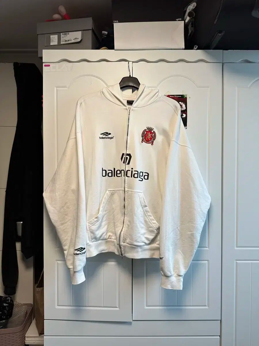 S BALENCIAGA(バレンシアガ) ソウル サッカー フード付き ジップ