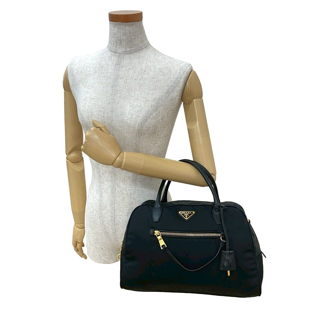 極 美品 希少品 鍵付き PRADA プラダ 三角ロゴ 金具 ナイロン