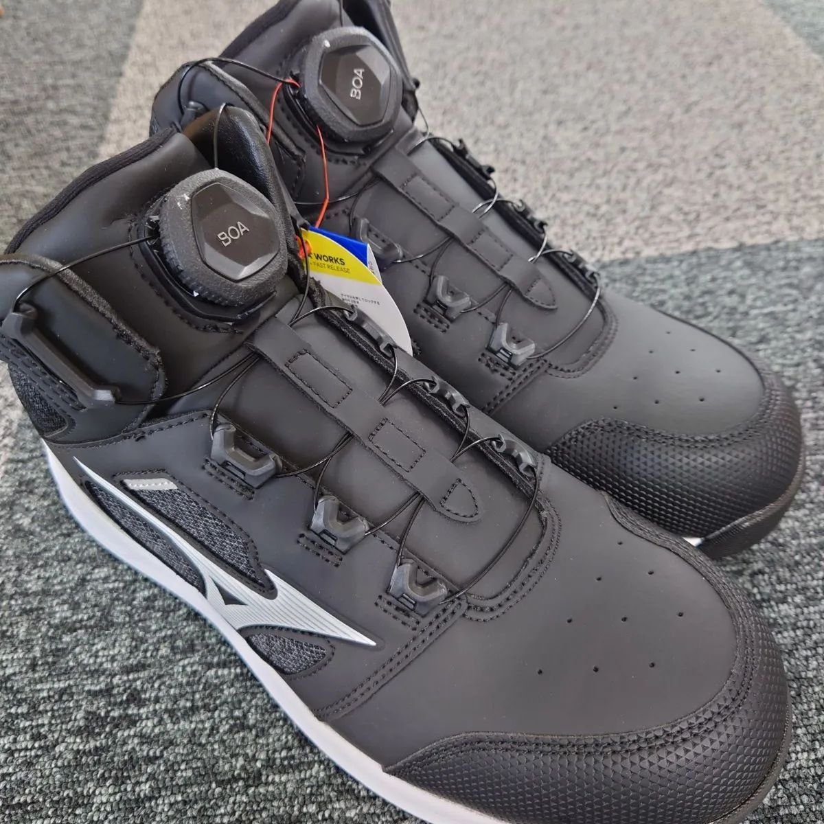 新品・消費税・送料込！】MIZUNO オールマイティ 安全靴 LSⅡ73M
