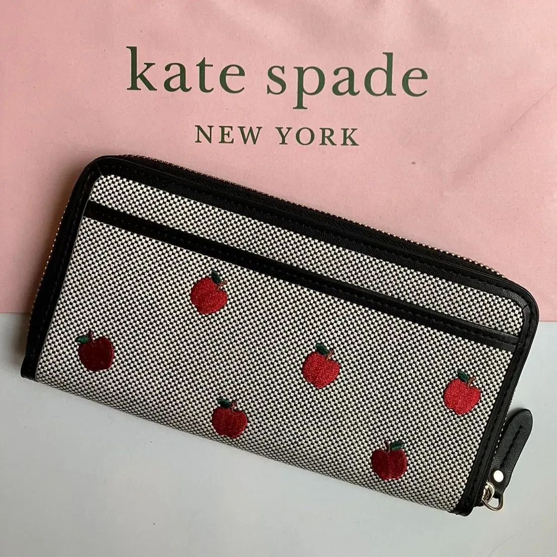 ケイトスペード(kate spade) 長財布 りんご アメリカ直営店購入