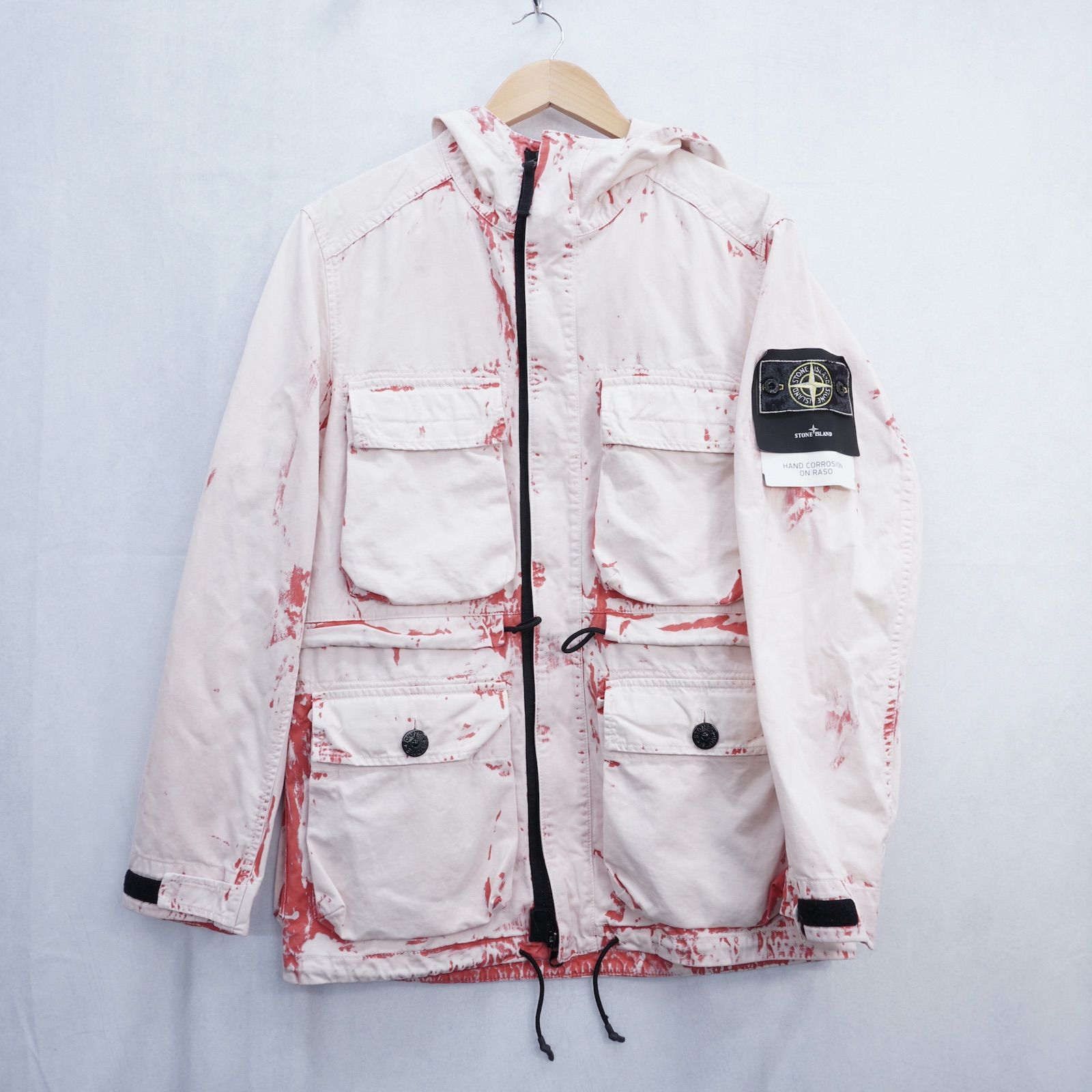 STONE ISLAND 17SS HAND CORROSION ON RASO JACKET