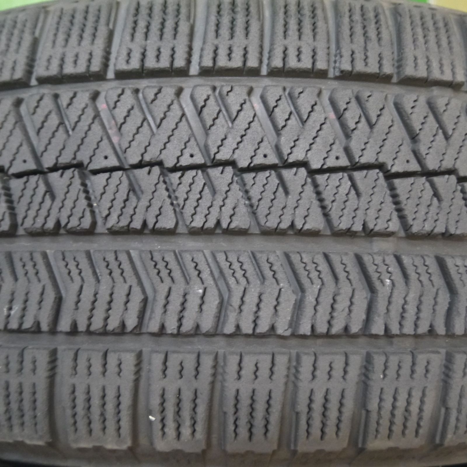 送料無料] 4本価格☆スタッドレス 225/60R17 ブリヂストン ブリザック