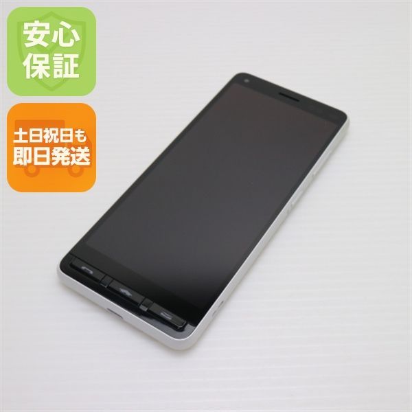 新品同様 かんたんスマホ2＋ A201KC ホワイト スマホ 白ロム
