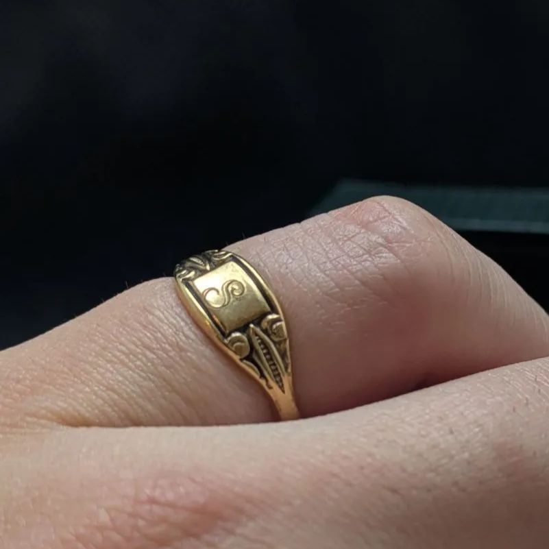 F”シグネットリング 18K GF 刻印 イニシャル ピンキー ゴールド