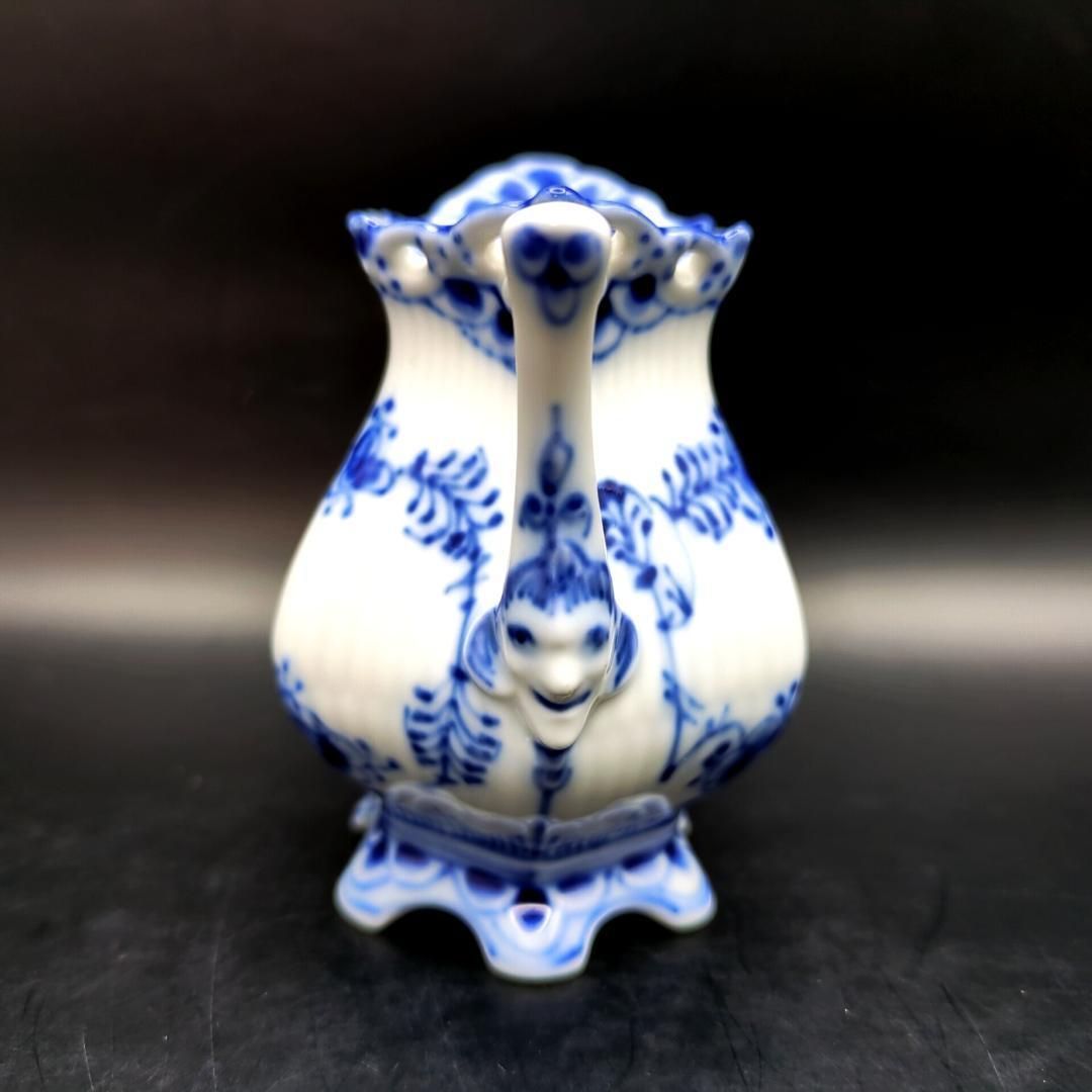 ロイヤルコペンハーゲン ブルーフルーテッド フルレース 顔付 クリーマー