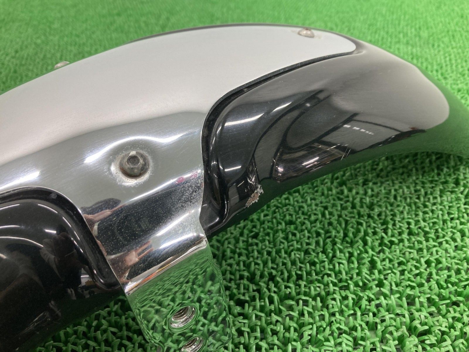 VRSCD フロントフェンダー 黒 ハーレー 純正 バイク 部品 V-ROD ナイト