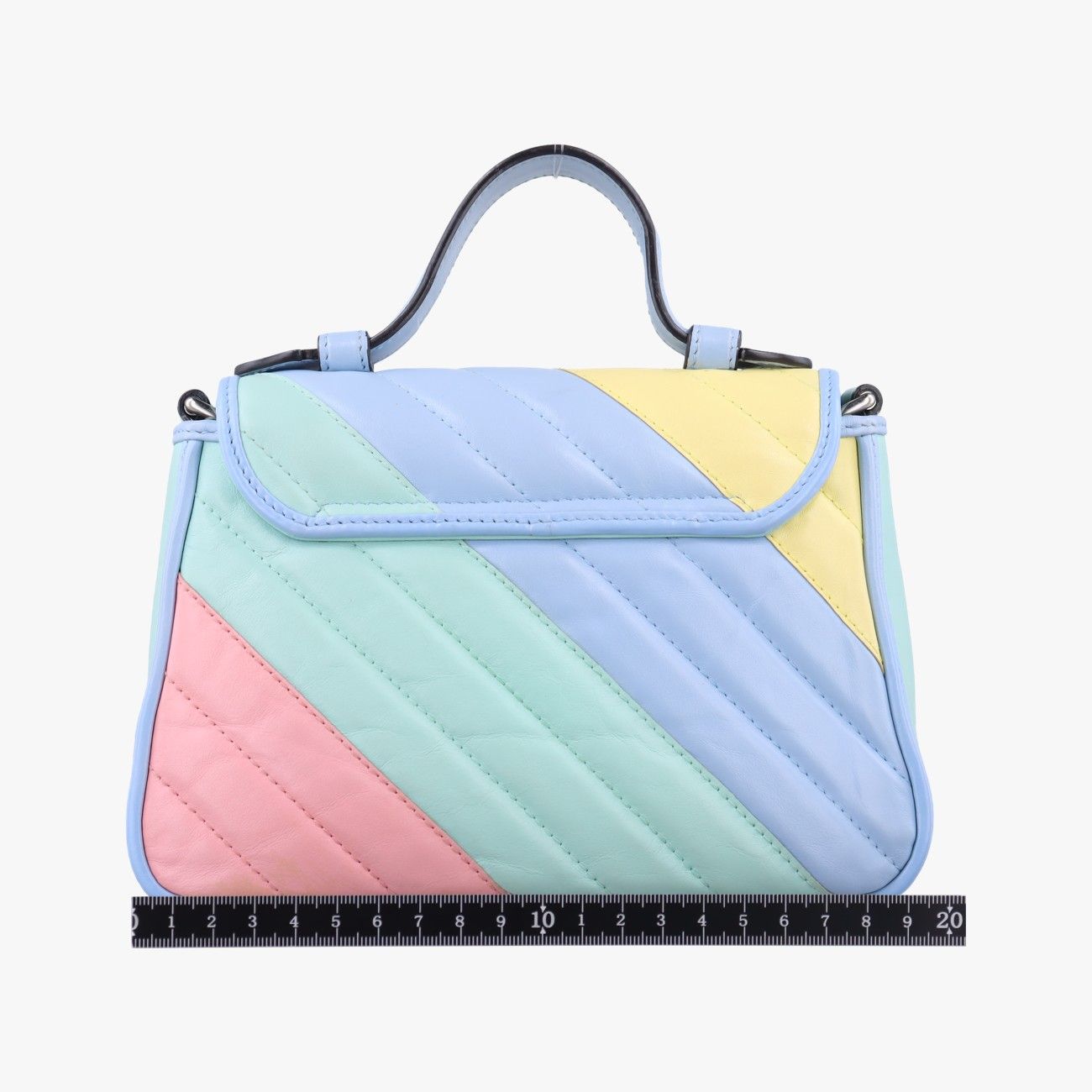 グッチGucciGGマーモントマルチ レザー583571H032596527