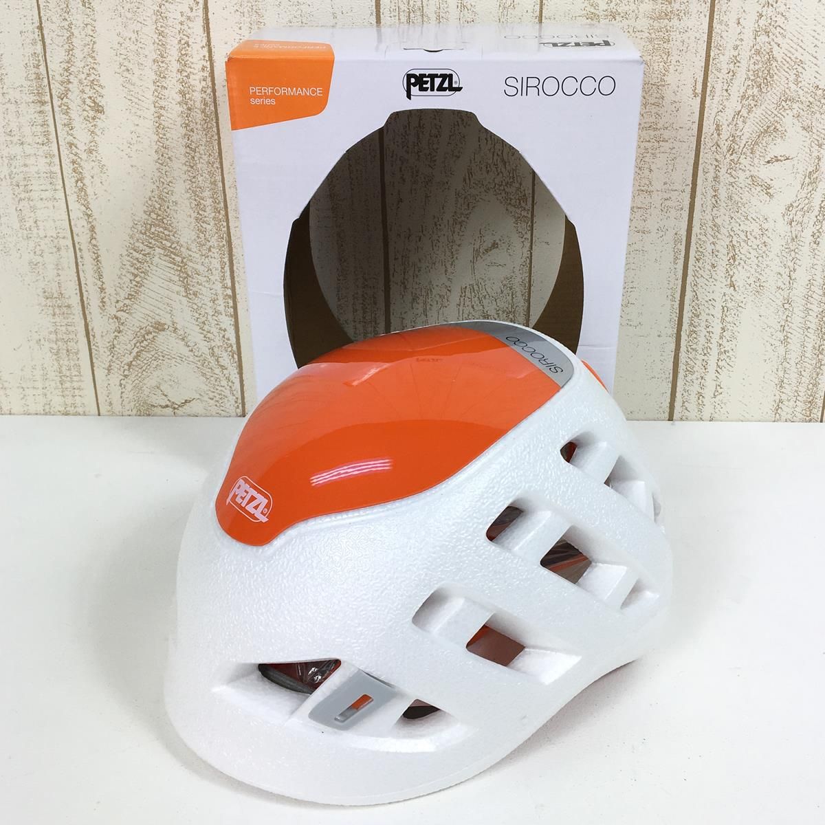 M/L ペツル シロッコ SIROCCO 山岳ヘルメット PETZL A073/A073AA01 White / Orange ホワイト系 - メルカリ