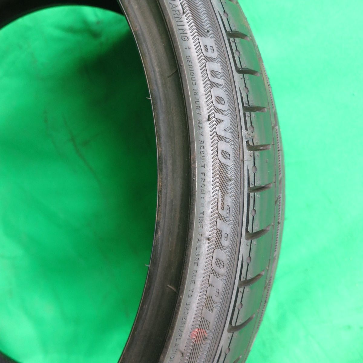 送料無料* 超バリ溝！23年！9.5分以上☆205/35R19 ルッチーニ BUONO 