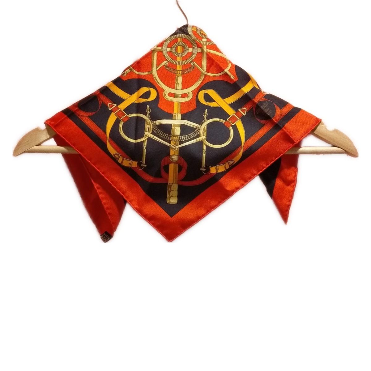 HERMES(エルメス) スカーフ美品 プチカレ レッド×黒×マルチ