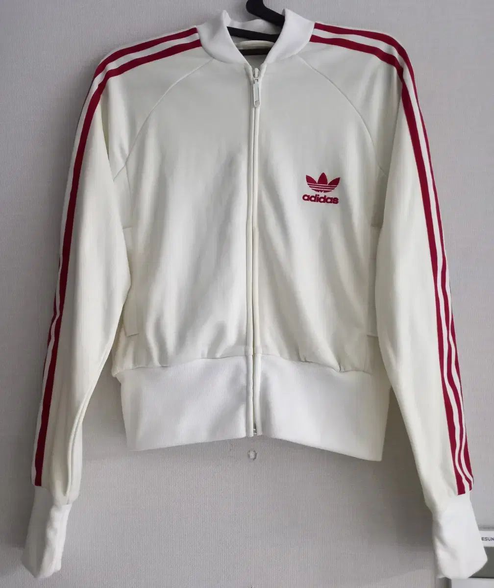 adidas アディダス 白い歯 白 トラックトップス ジャージ ジップアップジャージ 85 90