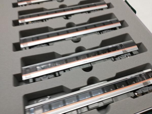 KATO 383系ワイドビューしなの Nゲージ 10-558 6両基本セット Amazon | KATO Nゲージ 383系 ワイドビューしなの 基本 6両