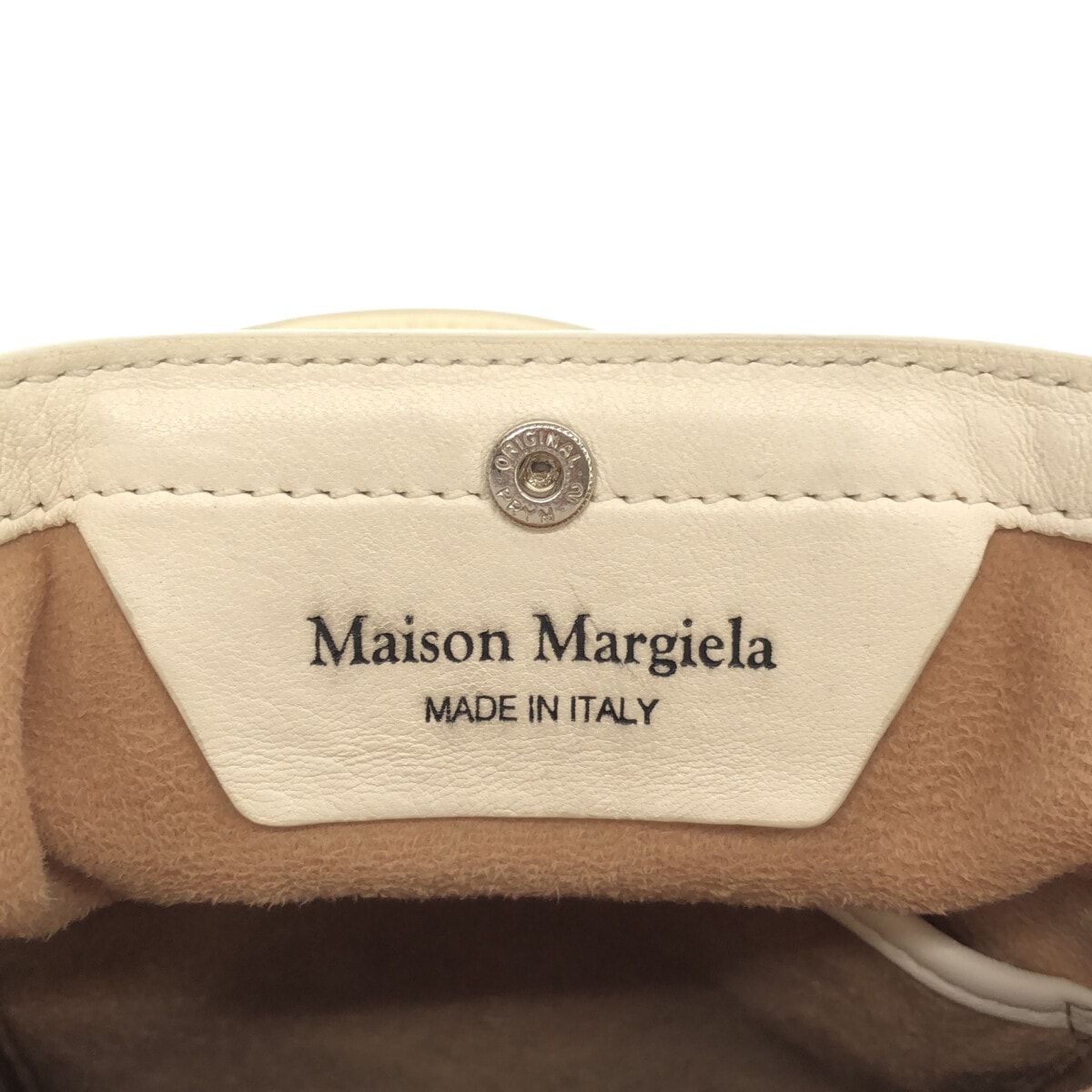 Maison Margiela(メゾンマルジェラ) ハンドバッグ 5AC マイクロ S56WG0081 白 レザー - メルカリ