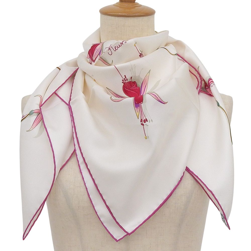 超 エルメス HERMES 2006年商品 Fleurs De Fuchsia フクシャの花 カレ90 シルク スカーフ ストール ホワイト 超 レディー ほぼ♥