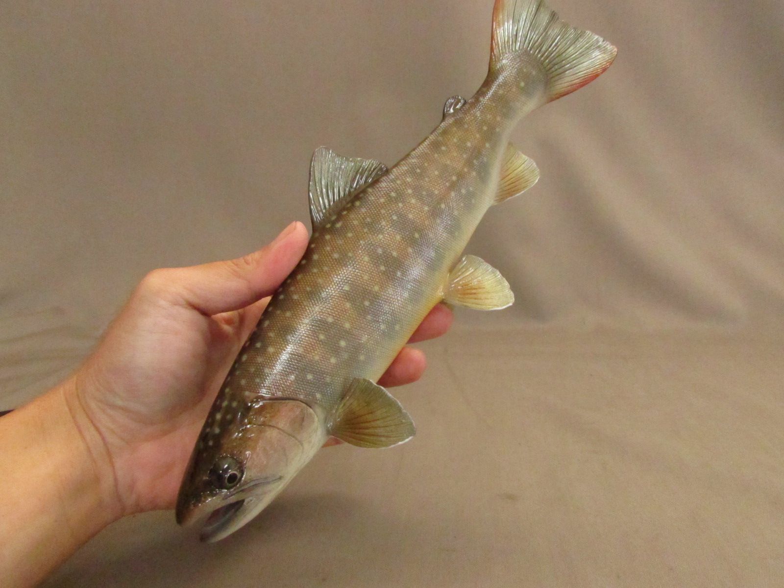 ハンドメイド　27cmイワナ　フィギュア　レプリカ　魚釣り ハンドメイド 27cmイワナ 釣り フィギュア 魚模型 レプリカ