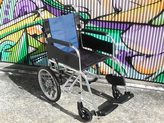 三貴工業所 ミキ MiKi 車いす 車椅子 背折れ BAL-2 介助型 2510
