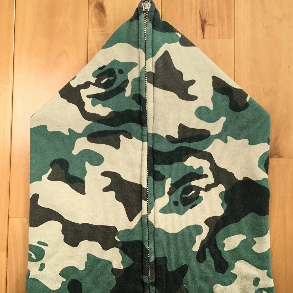Yahoo!オークション XL カレッジロゴ Woodland camo フルジップ 