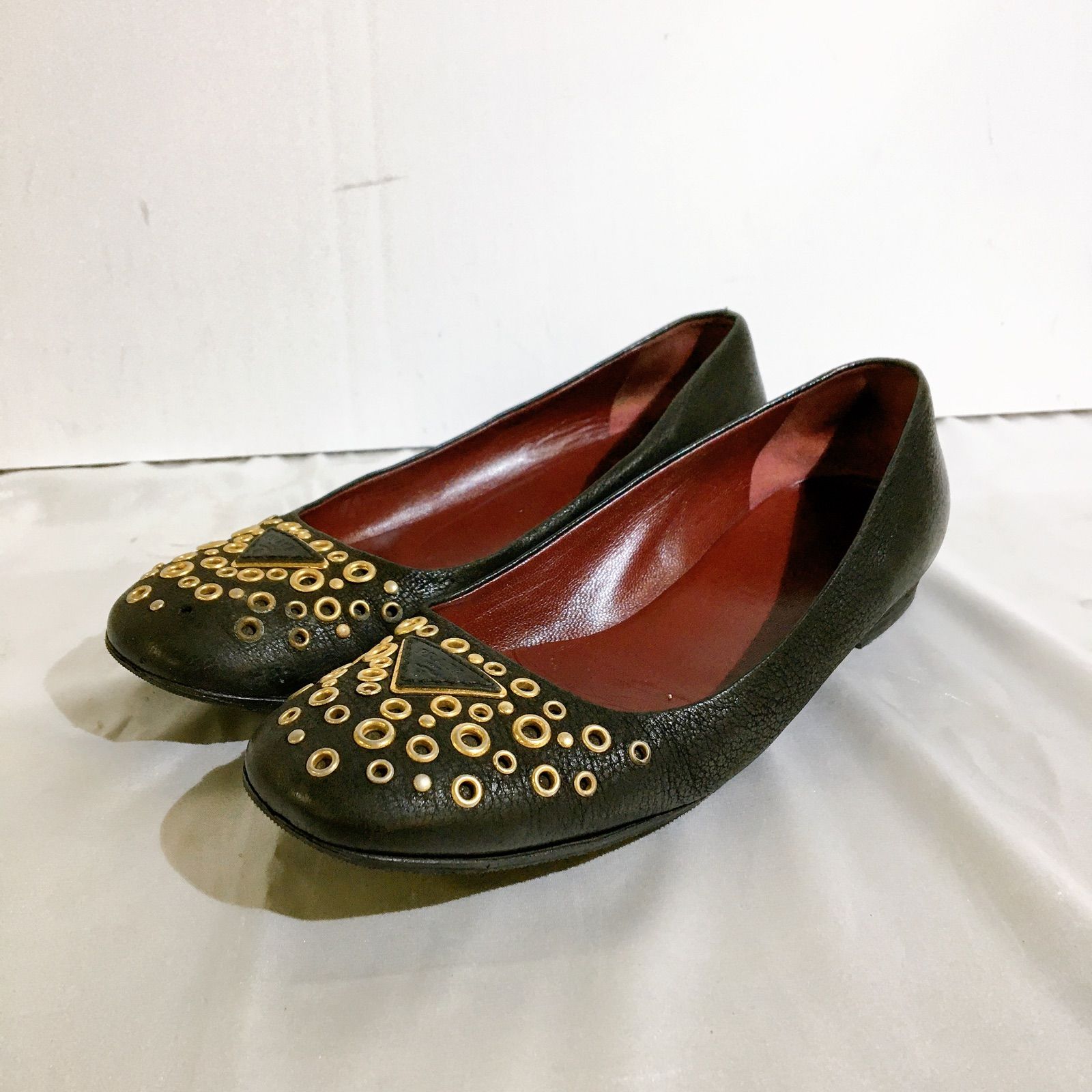 美品】 PRADA leather flat shoes プラダ パンチング デザイン レザー