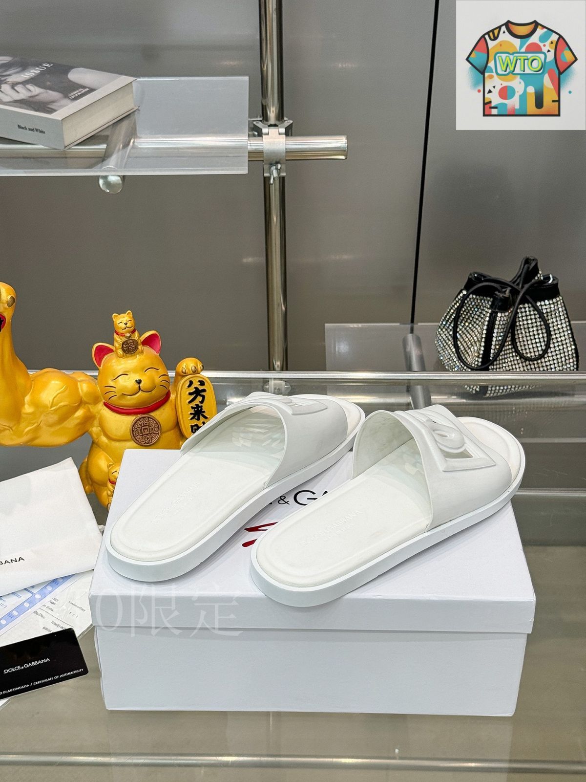 【Dolce&Gabbana】期間限定セール開催中！ コットン スリッパ ドルチェ＆ガッバーナ」が夏の雰囲気を“さらに感じさせる”限定