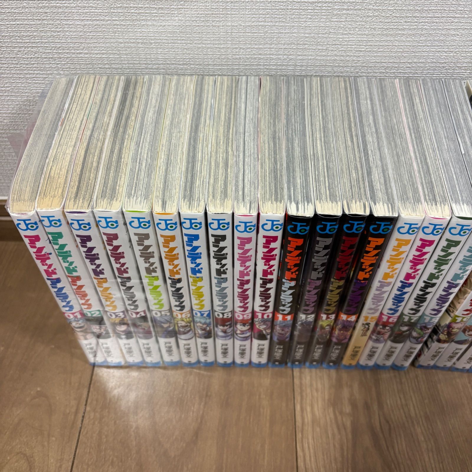 アンデッドアンラック　1~24巻　全巻 セット Amazon.co.jp: 初版全巻 アンデッドアンラック 1～12巻 アンデラ