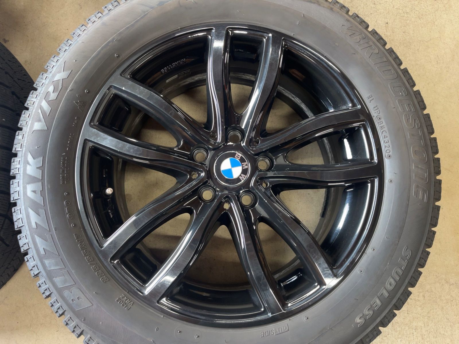 BMW X1 F48 X2 F39 ブラック VRX 17インチ 4本セット