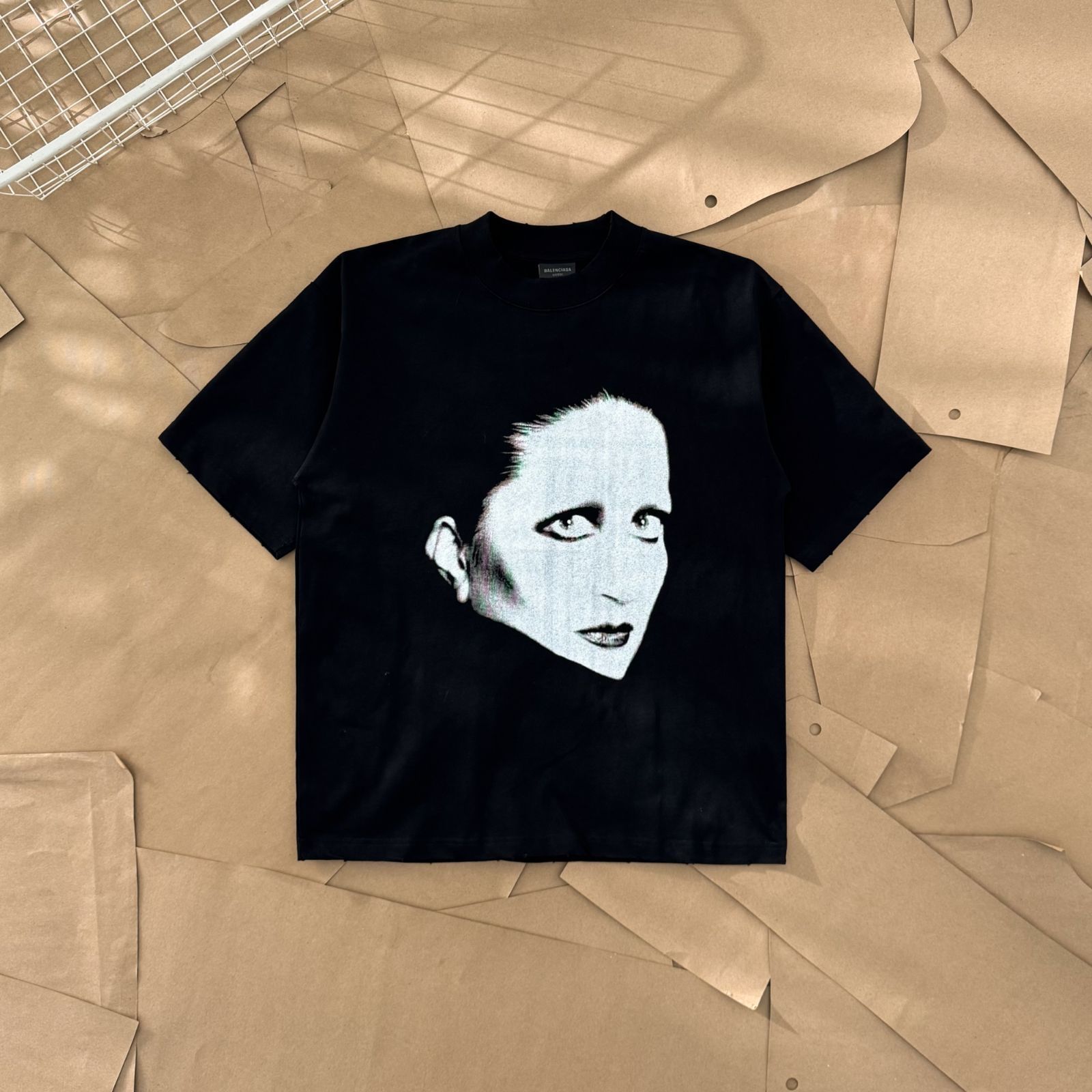 BALENCIAGA MINA Tシャツ ブラック