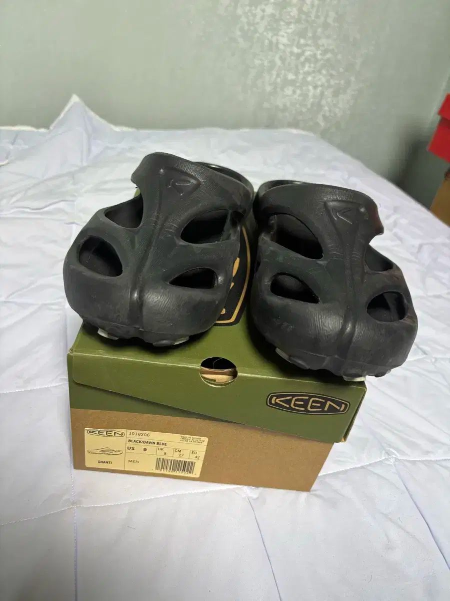 KEEN(キーン) シャンティ 黒 270 サイズ 着用回数 1 寿司 ほぼ