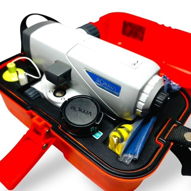 動作品 SOKKIA ソキア オートレベル 型番 C32 測量機 測量機器