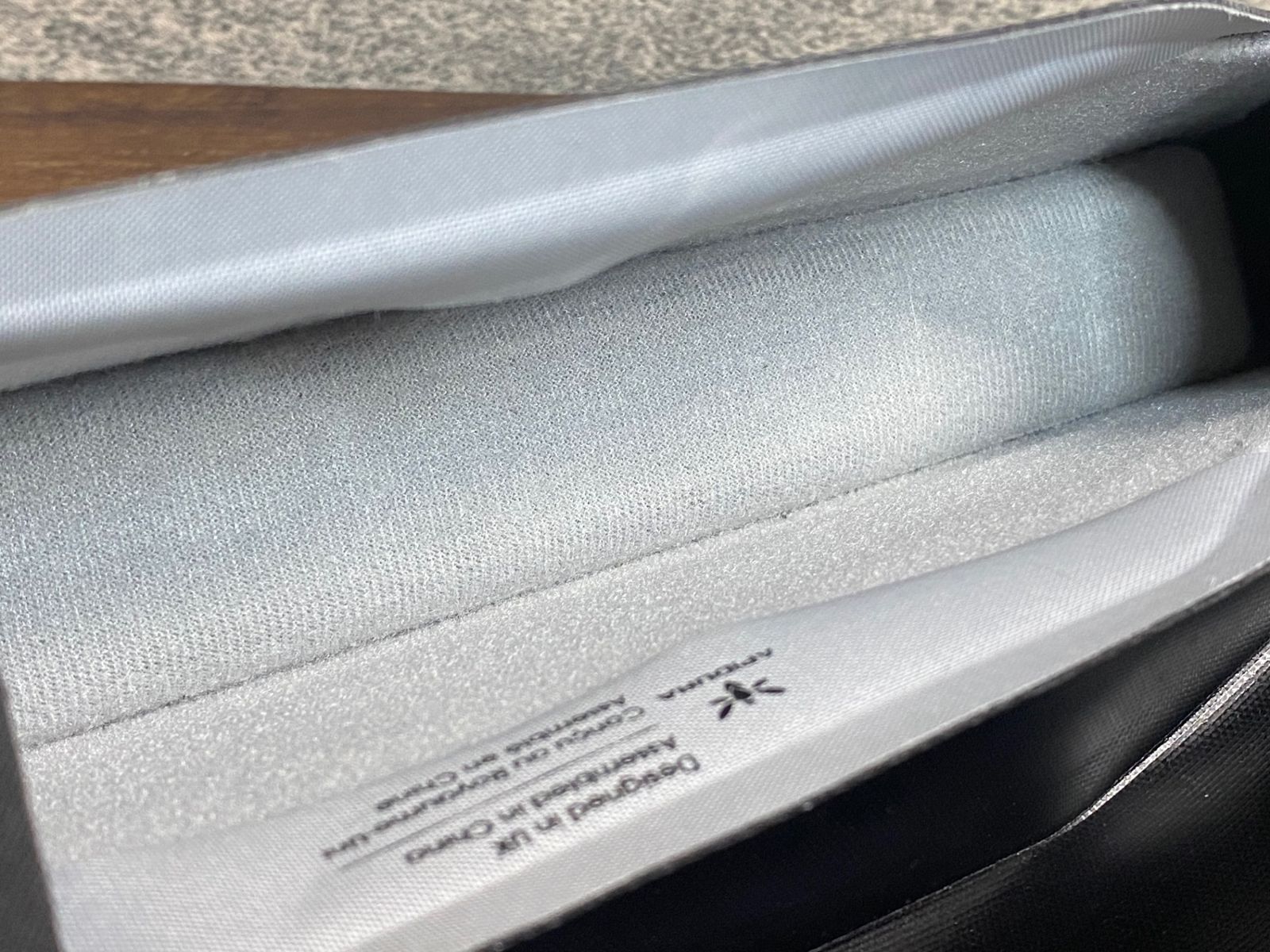 JJ593 アピデュラ