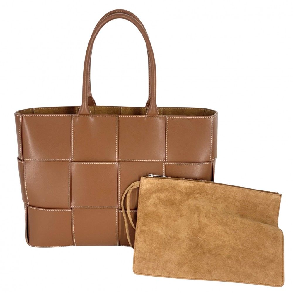 【訳あり特価】ボッテガヴェネタ ミディアム アルコ トートバッグ 本革 レザー BOTTEGA VENETA(ボッテガヴェネタ) アルコ ミディアムイントレ