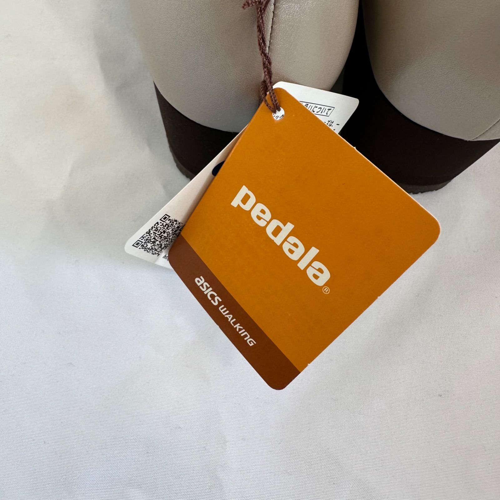 z1396 【美品タグ付き】Pedalaペダラ パンプス靴シューズアシックス