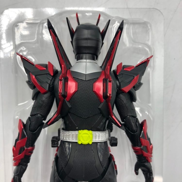 中古】バンダイ S.H.Figuarts 仮面ライダーゼロワン ヘル