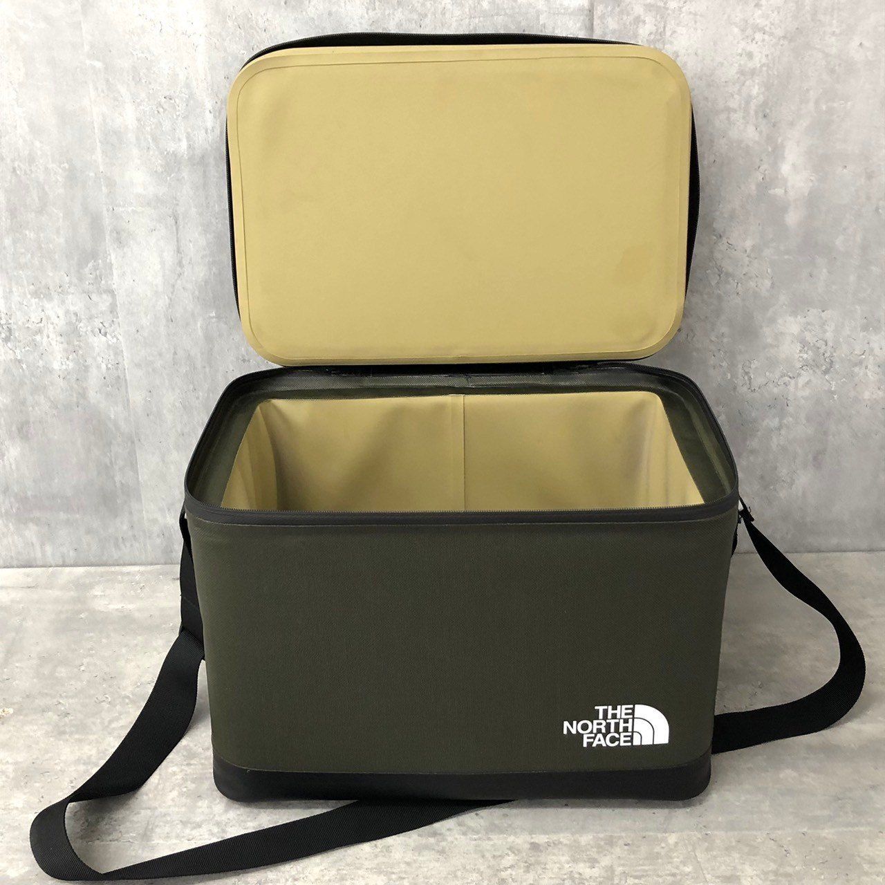 THE NORTH FACE フィルデンスクーラー12 （ニュートープグリーン） 中古