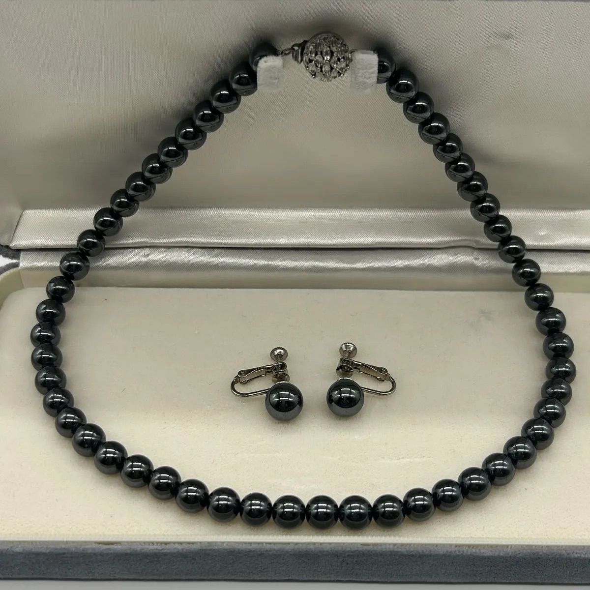 遺品整理 生前整理 黒真珠 ネックレス イヤリング セット売り silver刻印 イミテーション ブラックパール 冠婚葬祭 AL T 48