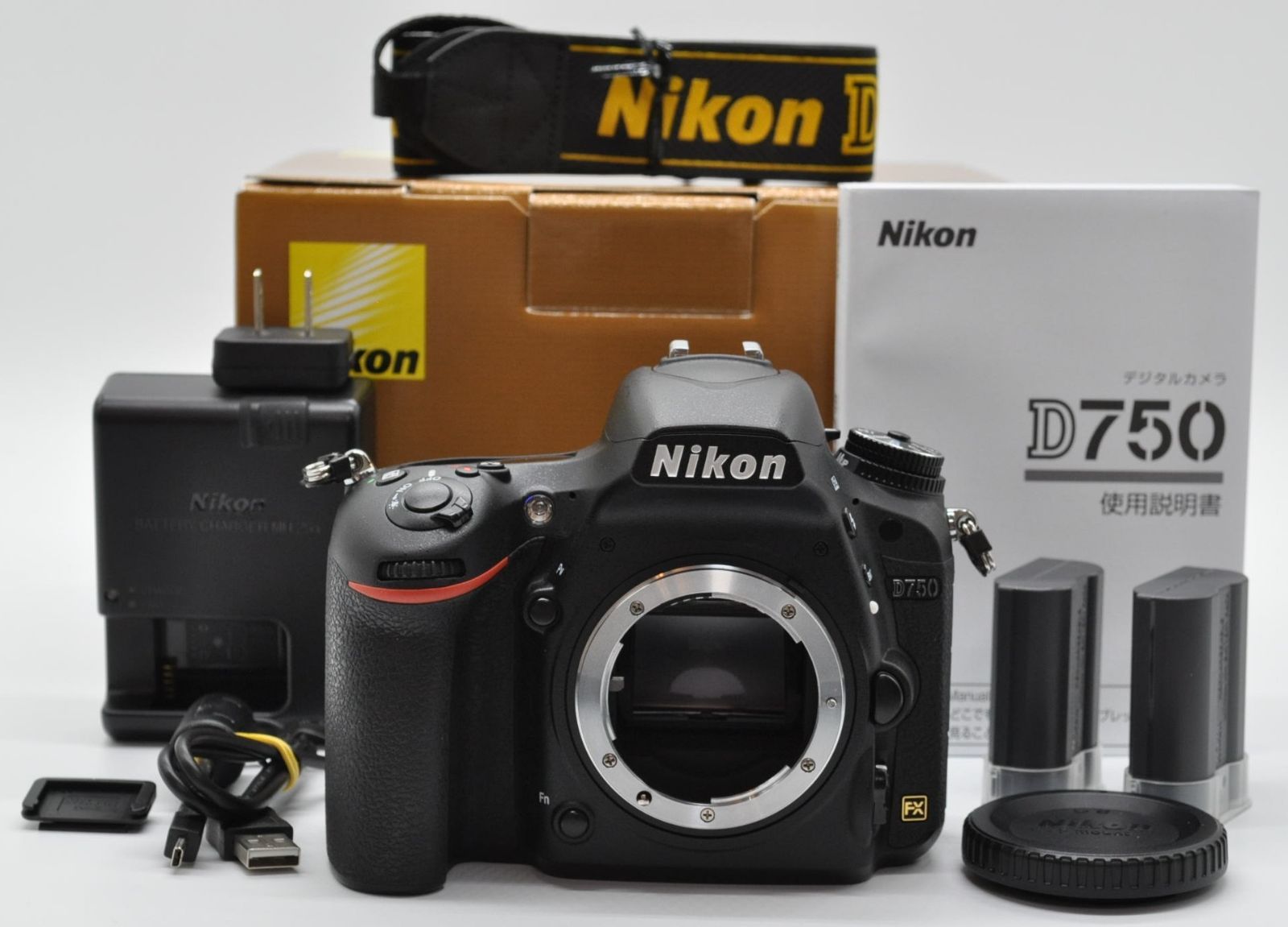 上 !! Nikon ニコン D750 ボディ ショット数 １１７９６回 ♪あるとうれしい元箱＆説明書＆予備バッテリー２個付き♪