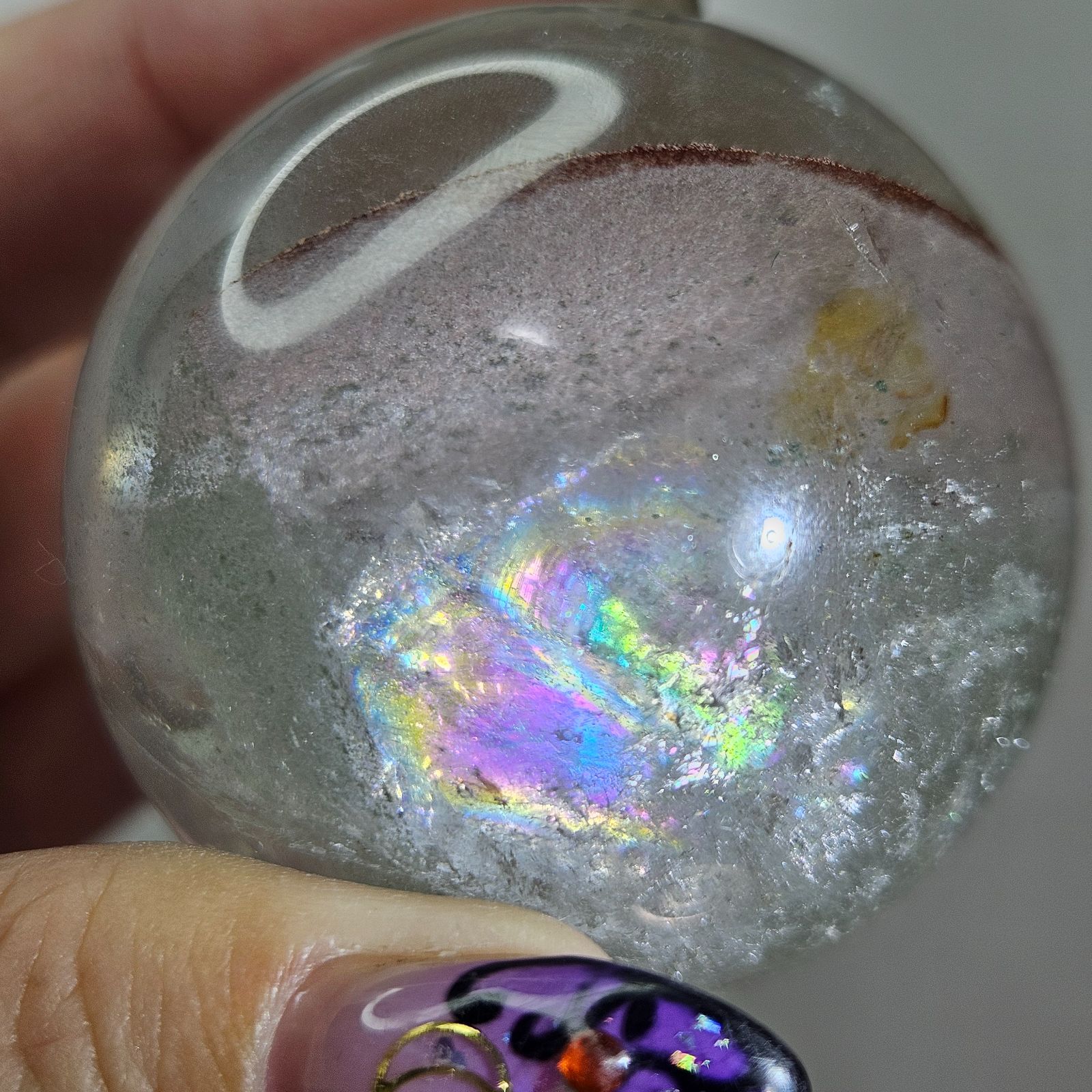 虹入りファントムガーデンクォーツ スフィア