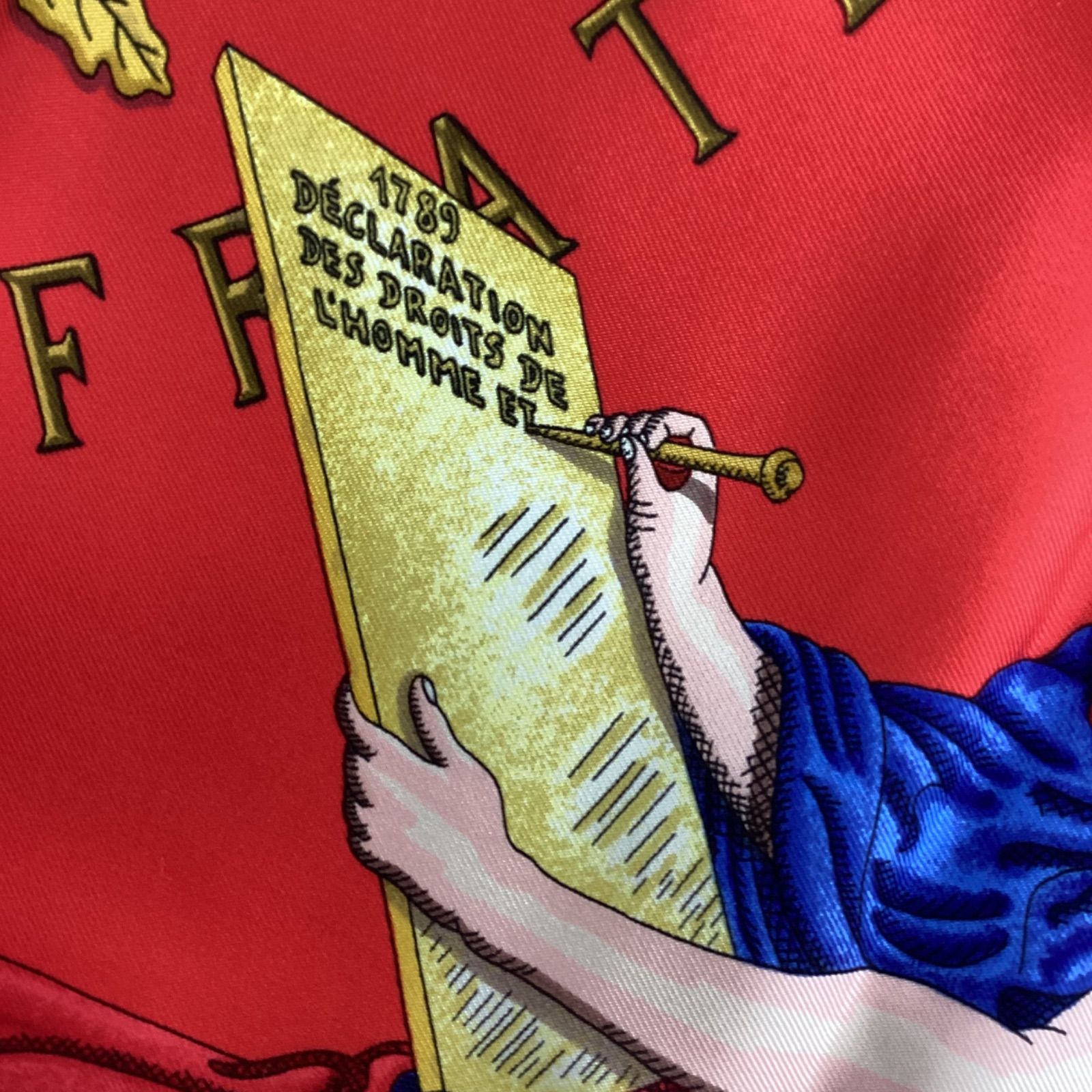 HERMES エルメス カレ90 LIBERTE EGALITE FRATERNITE REPUBLIQUE