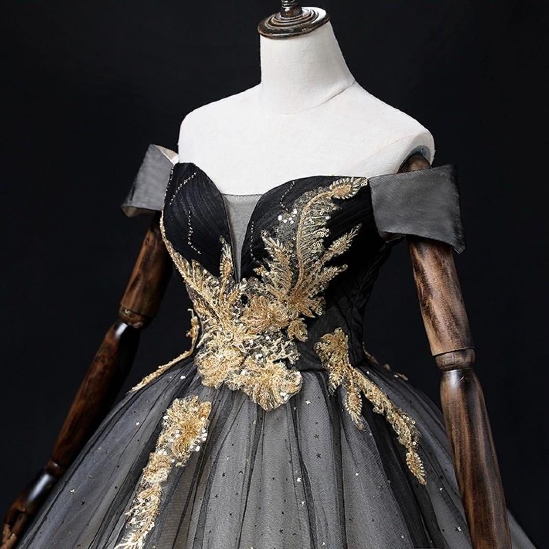 ブラックにゴールドでカッコイイ 花柄のオフショルロングドレス