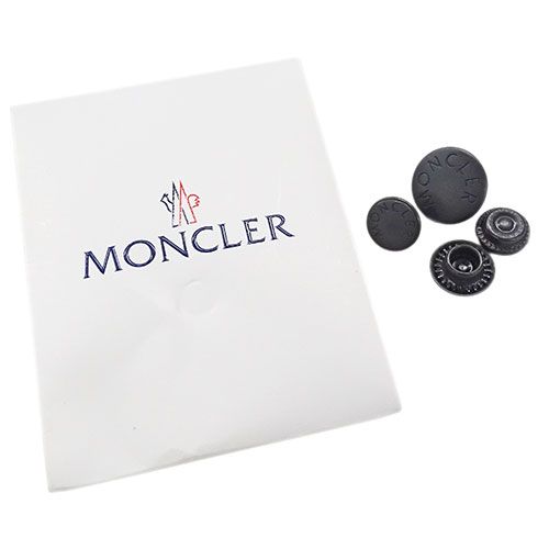 モンクレール MONCLER ジャケット メンズ ブランド ブルゾン ナイロン ブラック 黒 170681 サイズ3 アウター パーカー おしゃれ お出かけ