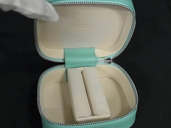 新品ティファニー Tiffany&Co. ポーチ ティファニーブルーレザー ティファニーコスメティックポーチ ブルー ユニセックス レザー