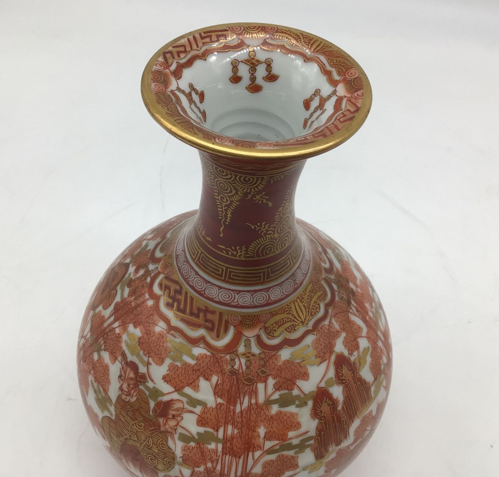 湖東焼 金蘭赤絵 人物図 花瓶 徳利 在銘 湖東焼 金蘭赤絵 人物図 花瓶 徳利 在銘 - メルカリ