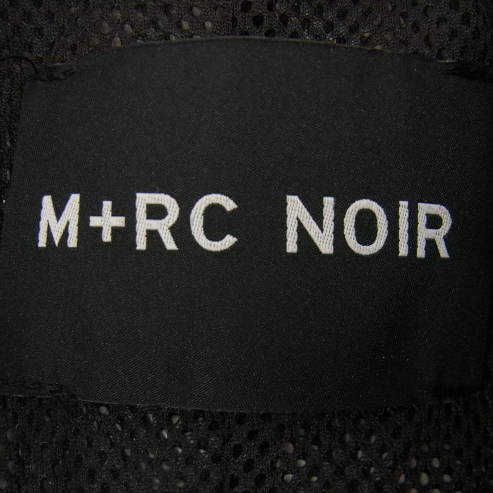 マルシェノア MRC NOIR ナイロン ロゴ プリント ステンカラー コート