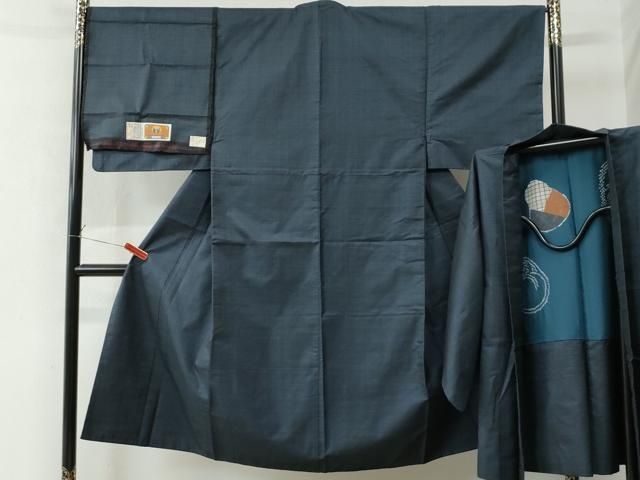 平和屋着物●男性　本場大島紬　アンサンブル　100亀甲　総詰め　仲本商事謹製　証紙付き　正絹　逸品　CAAU2582yc 平和屋着物○男性 本場大島紬 アンサンブル 100亀甲 総詰め 仲本商事