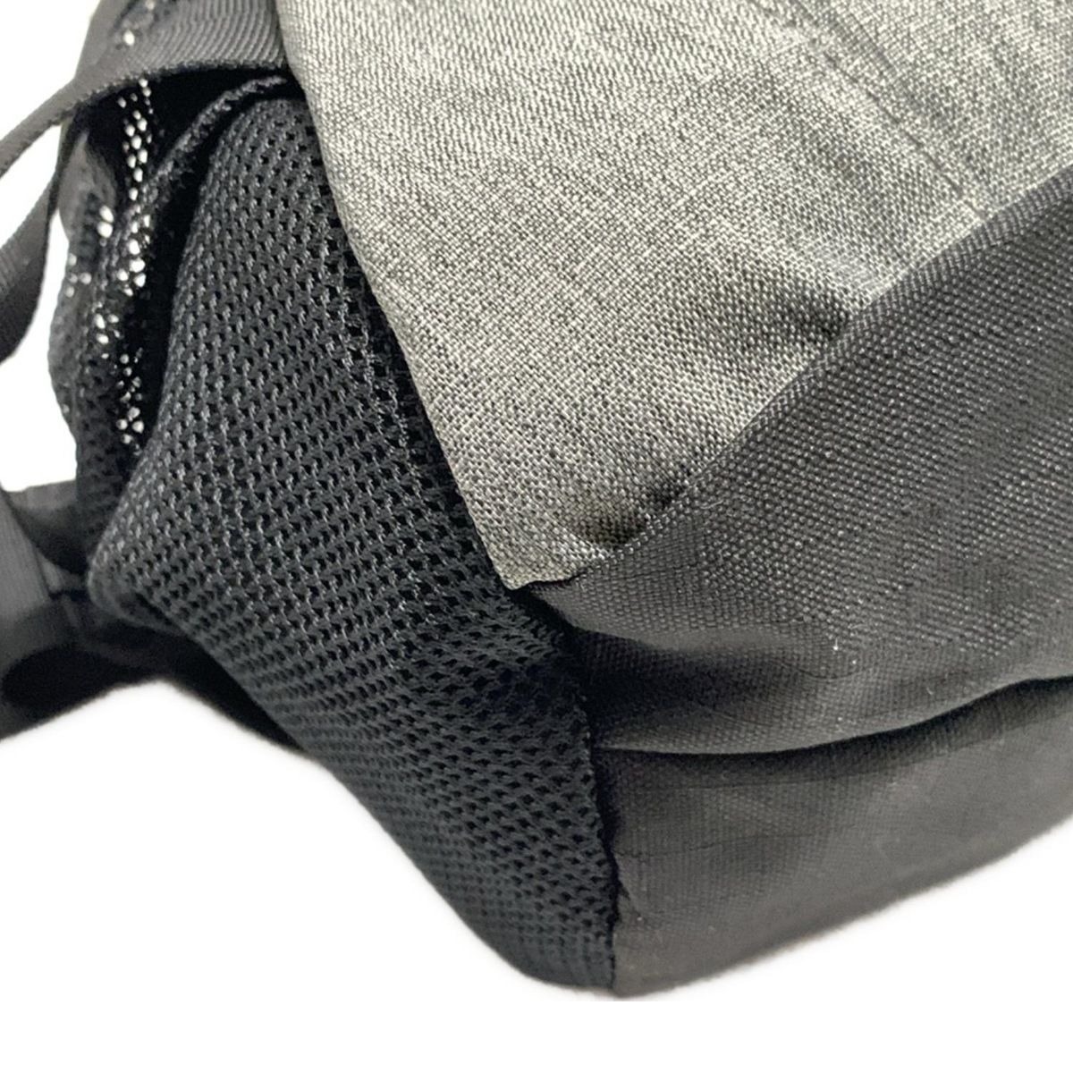 ウエストポーチ -