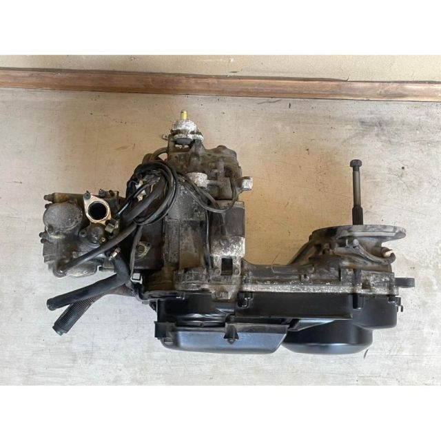 XU 59208 ヤマハ YAMAHA マジェスティ250C SG03J-074 エンジン本体