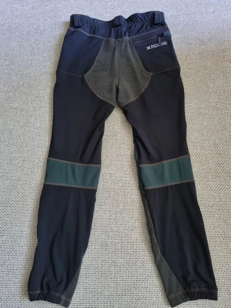 MONTURA MONTURA モンチュラ めまい メンズ パンツ