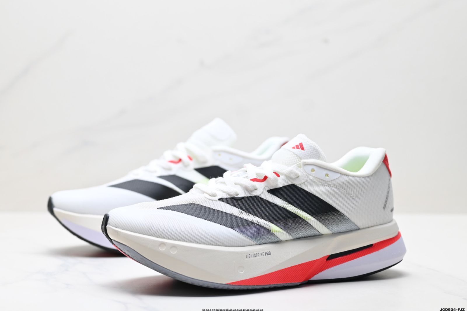 アディダス Adidas adizero BOSTON 13 通気性の良いメッシュ