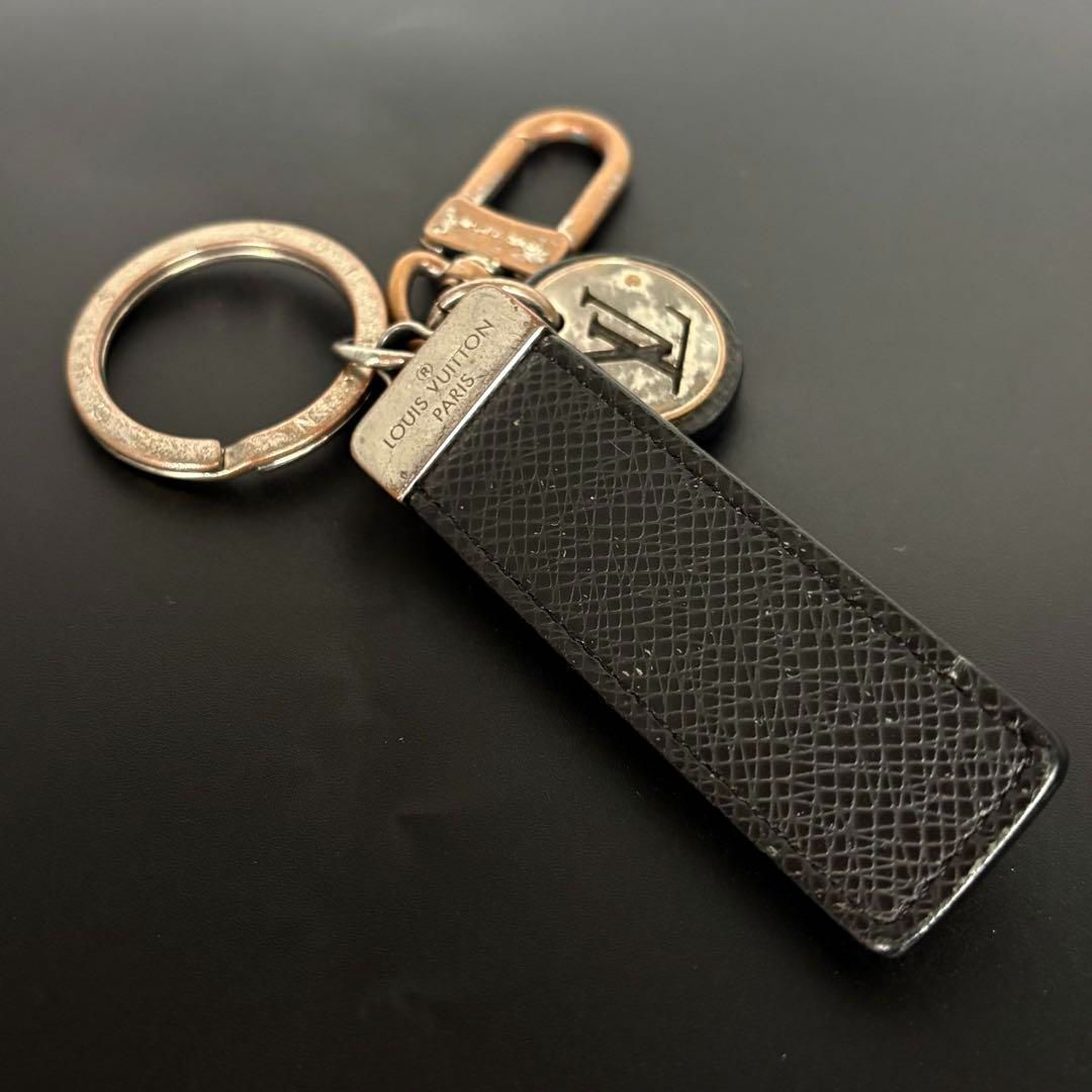 LOUIS VUITTON ルイヴィトン タイガ ポルトクレ ネオ LVクラブ